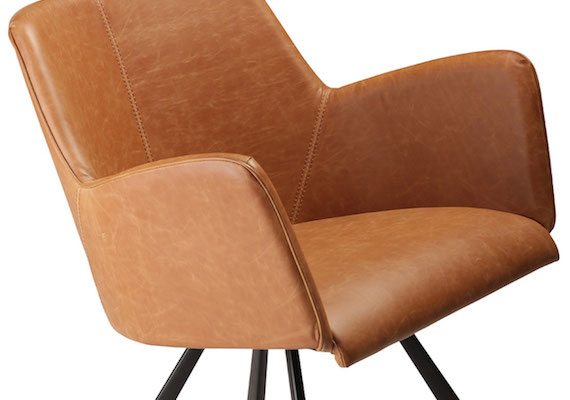 VIBE CHAIR light brown leather w black legs